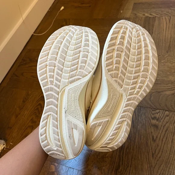 Saucony women’s ride 18 in vanilla sz 8 - Picture 6 of 9